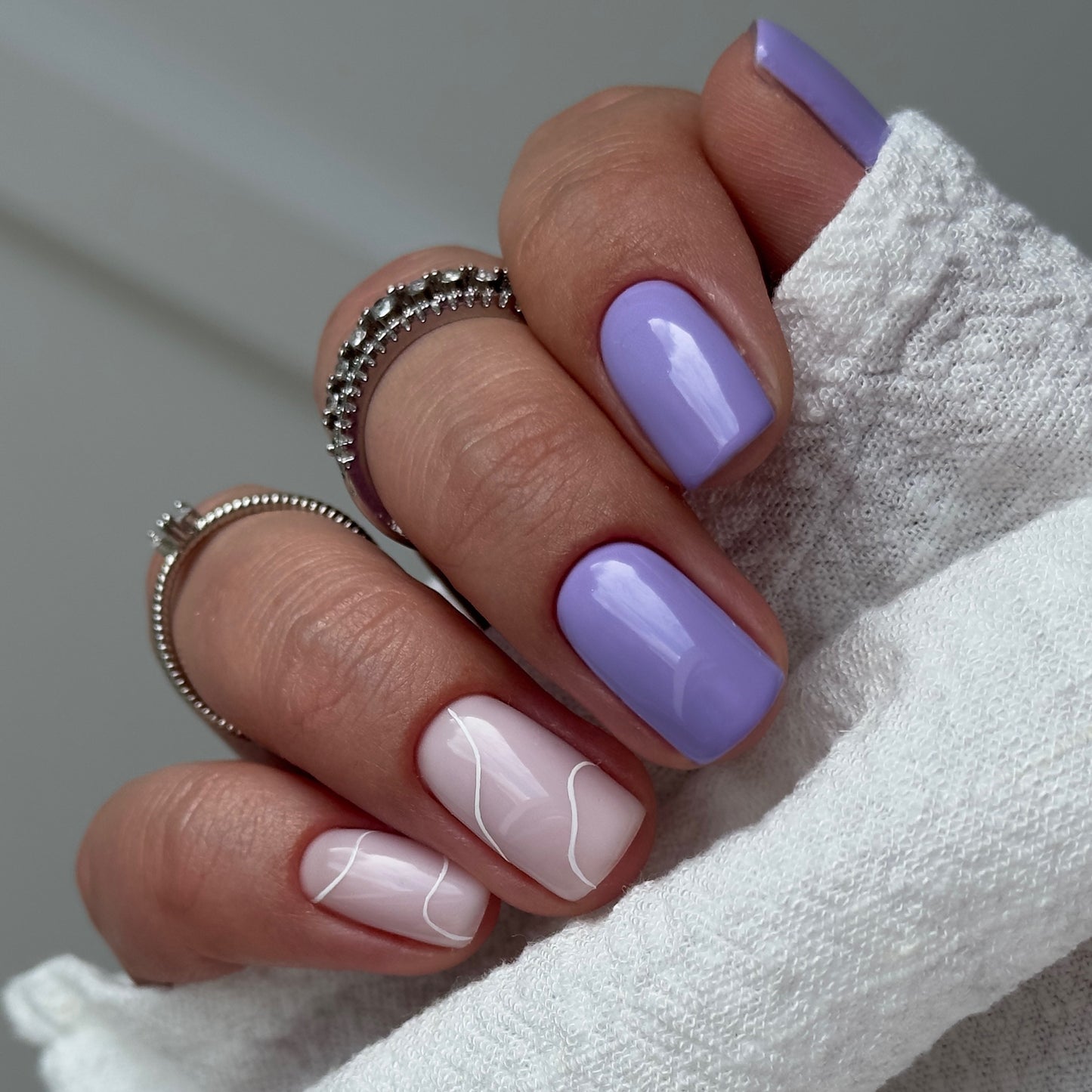 Gumová Podkladová Báze, icy lilac , 10ml